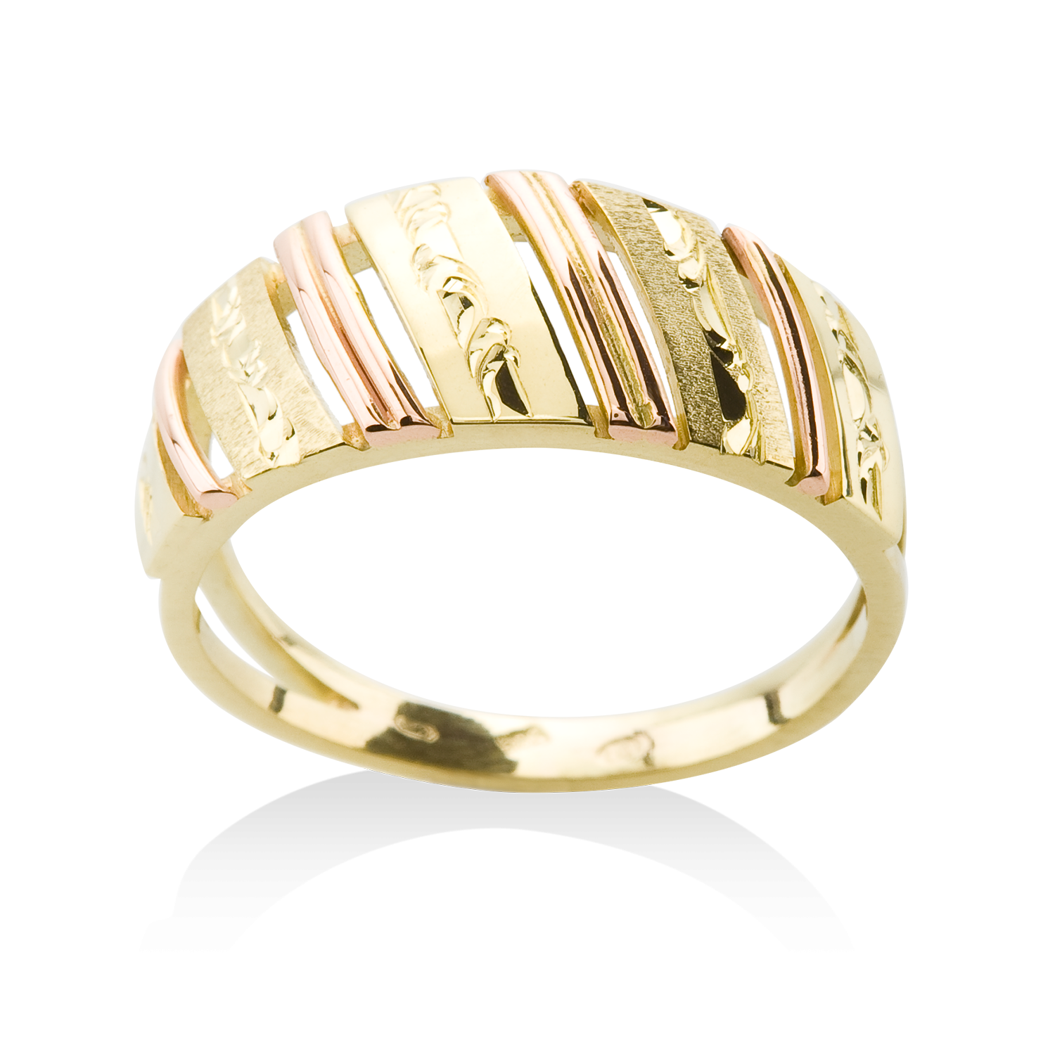 klasický široký prsten s jemnou rytinou