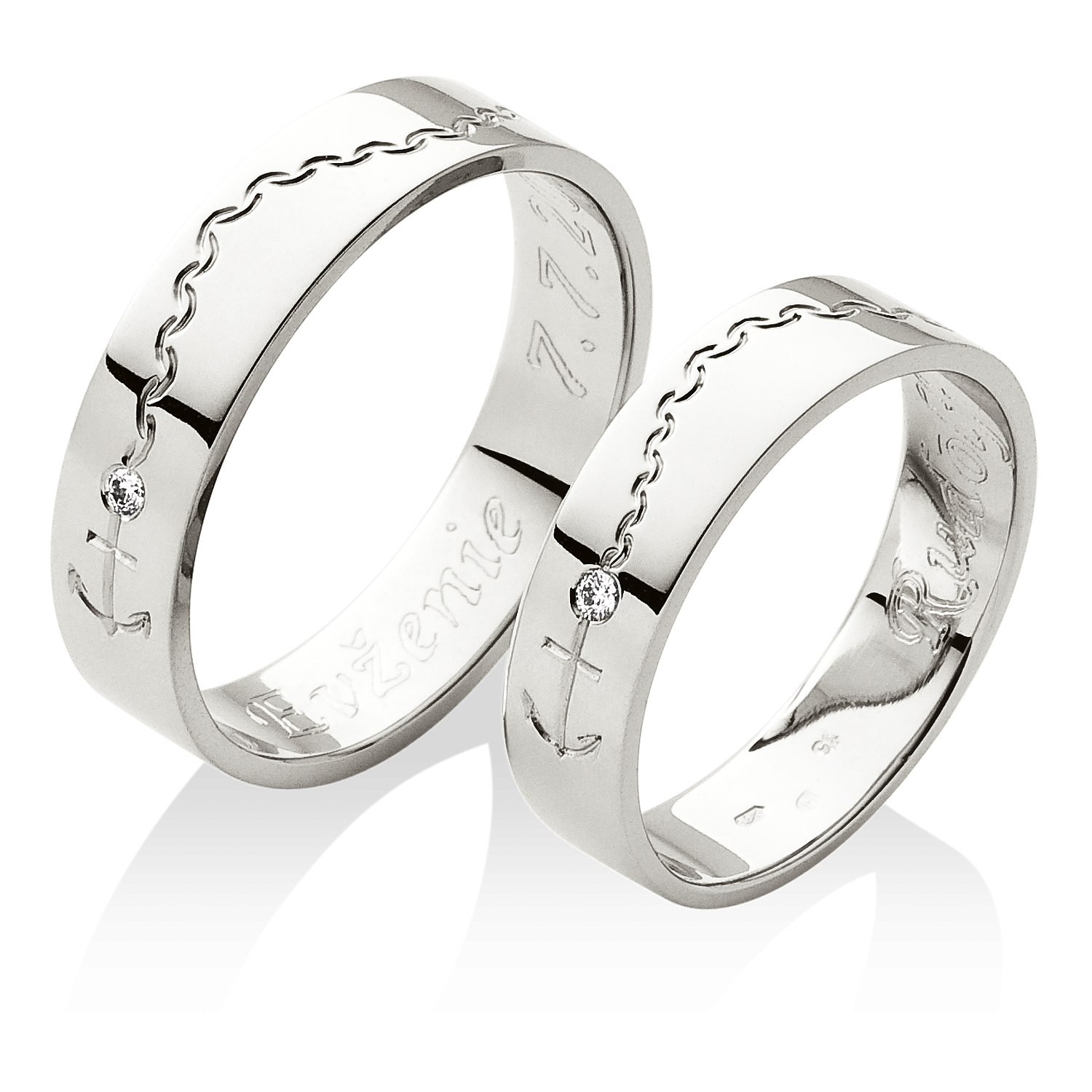 Moderní platinové prsteny s kotvou a řetězem